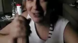 Ginebra Bellucci, una ragazza sexy si nonnina hard fa alta dal porno anale