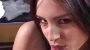 Bruna ha il sesso e film hard casalinghe la soddisfazione con la dimensione di due cazzi