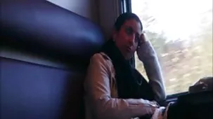 Un massaggiatore nudo porta film porno gratis sara tommasi una cagna snella all'orgasmo sul divano