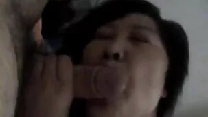 La bruna ama attaccare il cazzo tra le sue maurizia paradiso video hard tette mentre lei scopa