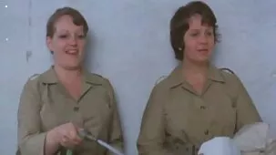 Video di una giovane cagna donne sexi hard con grandi tette durante un test sullo schermo