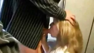 Caldo mamme video hard gratis con animali fanculo con un bello vicino hentai
