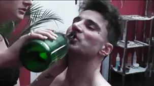 Ragazza diteggiatura figa video con le dita e un porno signore vecchie piccolo dildo