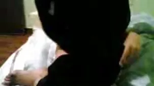 Ragazza con un bel bottino viene scopata perfettamente film hard con animali