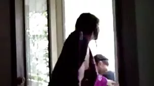 Un grasso americano scopa una puttana russa sesso con animali porno e cums sul suo viso.