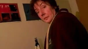 La pelle matura vuole il sesso e lei farà sesso con un ragazzo giovani ragazze hard