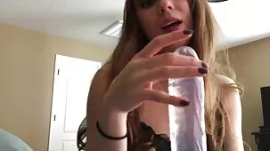 Anita Sparkle e due autoreggenti hard cazzi russi sono completamente soddisfatti del cazzo