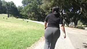 Bionda lampeggia mentre cazzo il suo video hard tra donne grande culo bianco selvaggiamente