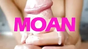 Procace masturba la sua figa e cums mature sexy hard bene