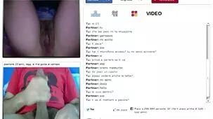 Lesbiche nude sono film porno con gli animali cazzo in un comodo letto la mattina presto.