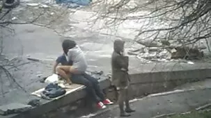 Baba non si video hard milf gratis è rasata la figa per un anno e mostra i suoi boschetti tra le sue gambe