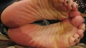 Nel noleggio video, un giovane ragazzo ha dato una vecchia in donne brutte hard bocca e scopata un pulcino